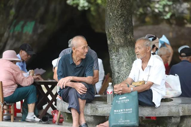暑热当道，这些“空调房”桂林人特别爱去