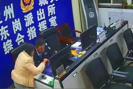 屏幕共享遭诈骗，民警迅速开启飞行模式，保住了她银行卡里148万图片
