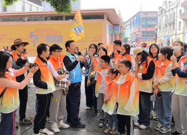 武汉图书馆江城书房户外开讲，一起City Walk，领略武汉百年风华