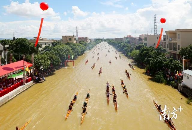 “中游镇”突围：打造工业新引擎，培育文化新热点｜走读中山三角①