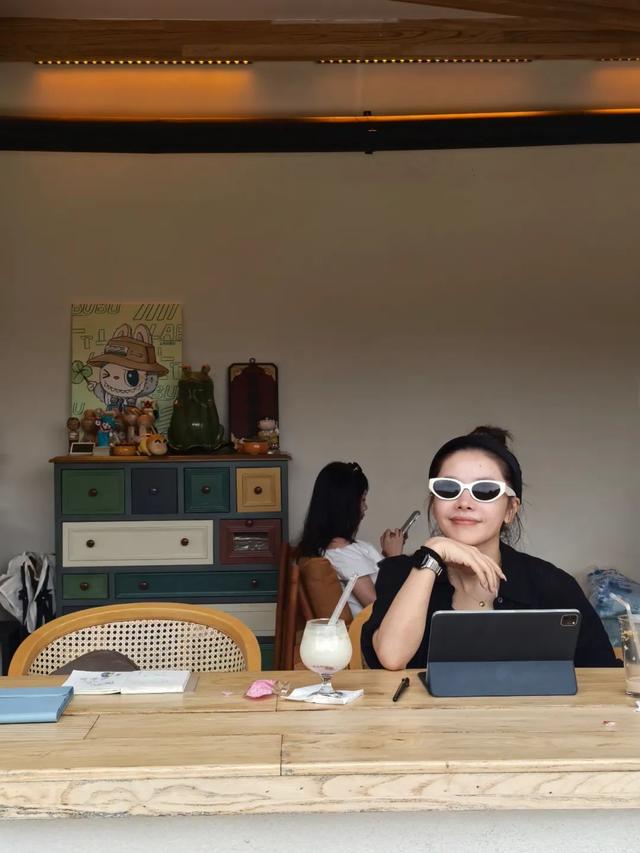 喜欢一边旅行一边码字
