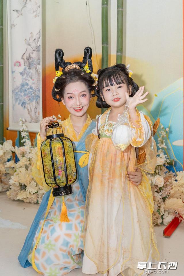 中秋未到 长沙先甜！丨组图