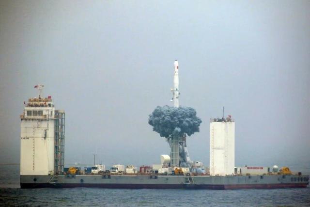 逐梦苍穹——写在东方航天港第20次海上发射成功之际