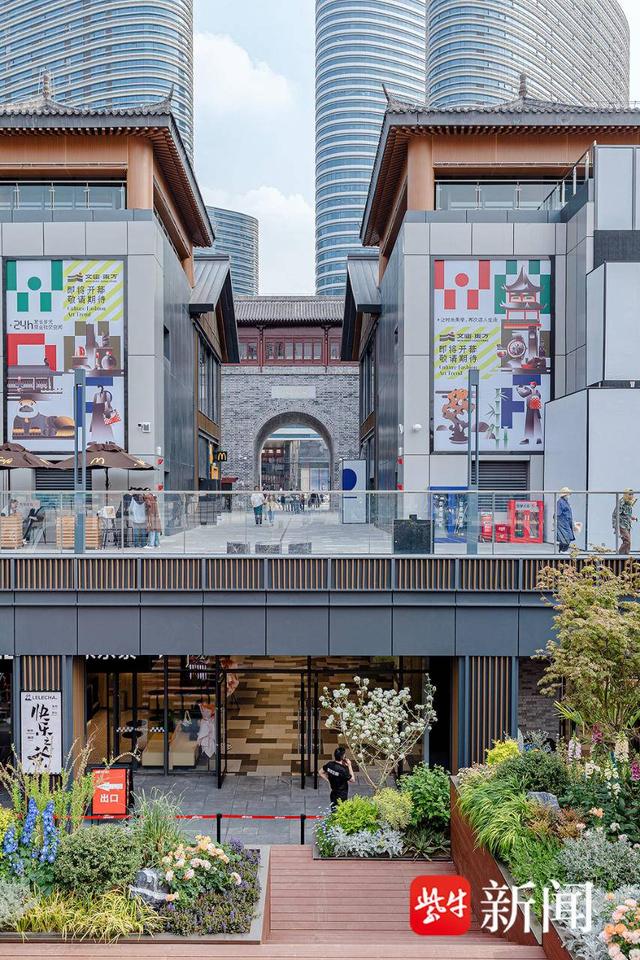 一处文商旅融合的样本｜六边形全能“战士”，让City Walk不止逛吃打卡