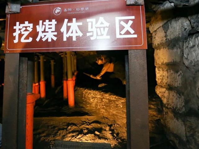 9.9元的天坑瀑布，在乐山看见旅游该有的样子