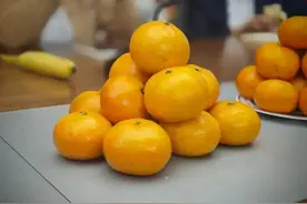 砂糖橘致癌、耙耙柑打了退酸剂？今年柑橘都不能吃了？真相来了→图片