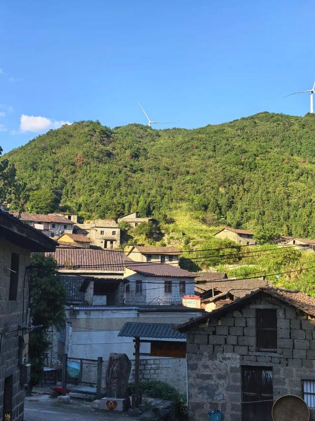 深山里的宝藏古村，藏着“与世隔绝”的慢生活