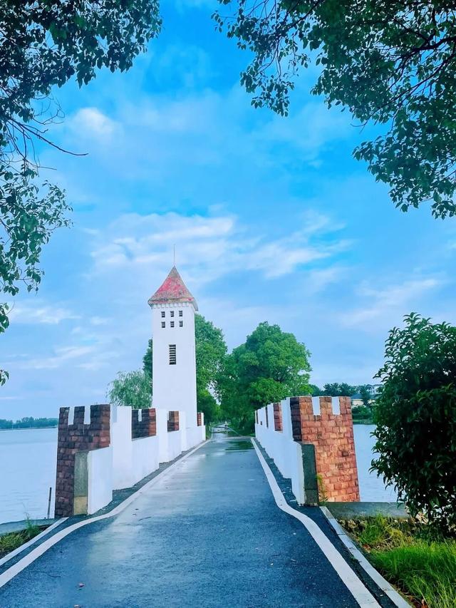 九峰山“画猪”、二妃山赏景，8条光谷跑友私藏路线等你来体验→