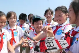 逐梦蓝天！北京国际航空航天模型邀请赛举办图片