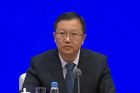 国家数据局：深化“东数西算”工程   构建全国一体化算力网视频封面