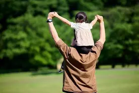 直面“不想生”“不敢生”“不能生”，推动生育友好图片