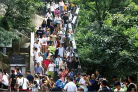 连云港：暑期旅游“火”中有序图片