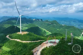 建高山风电场 打造云端“风”景图片