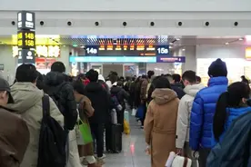 今起，重庆火车站将增开多趟列车图片