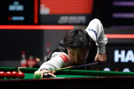 【斯诺克】世锦赛巅峰对决，赵心童能否夺冠明晨揭晓图片