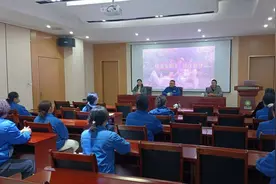莱州市总工会：情暖三月，普法宣讲照亮“她”权益之路图片