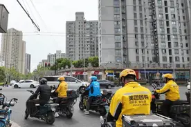 四川不再强制外卖员提供健康证，不属于直接接触入口食品人员图片