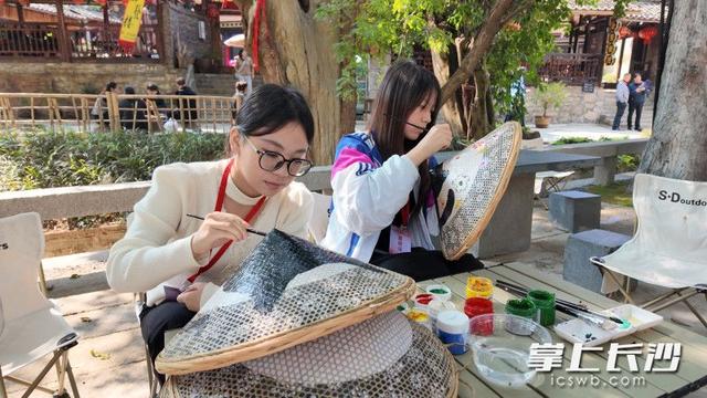 行游五溪 解码“福”地 第三届“名评名家湖湘汇”网络主题活动走进怀化