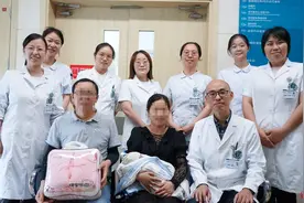 罕见！华西两院强强联合，透析10余年尿毒症夫妇成功生子图片