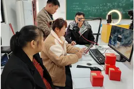 “学新媒体技能 助新农村发展”  黄金园街道新媒体应用技能培训在大汉师创圆满结训图片