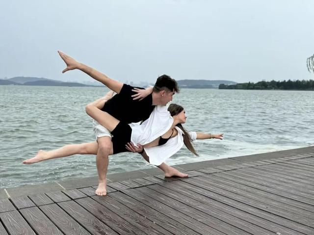 超强视觉风暴！东湖里藏着个「小联合国」