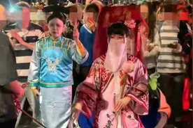 cos安陵容、那英、向太上街，上海变装秀狂欢侵权吗？图片