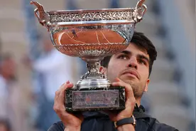 阿尔卡拉斯首夺法网男单冠军，罗兰加洛斯新王实现儿时梦想图片