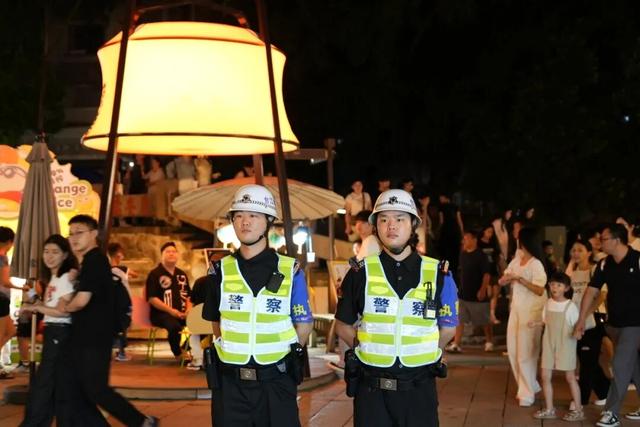 央媒聚焦！福州这条百年古街又火了！