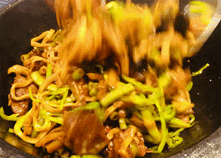 太空“出差”半年即将回家，猜猜王杰最想吃的家乡菜是啥？