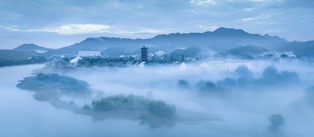 天上云居，诗画西海