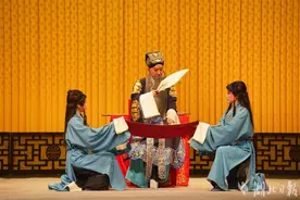 武汉“戏码头”戏曲艺术展演迎来精彩好戏 京剧名角王珮瑜为观众带来《失·空·斩》图片