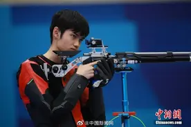 祝贺！盛李豪全锦赛3连冠，干饭哥又拿冠军了图片