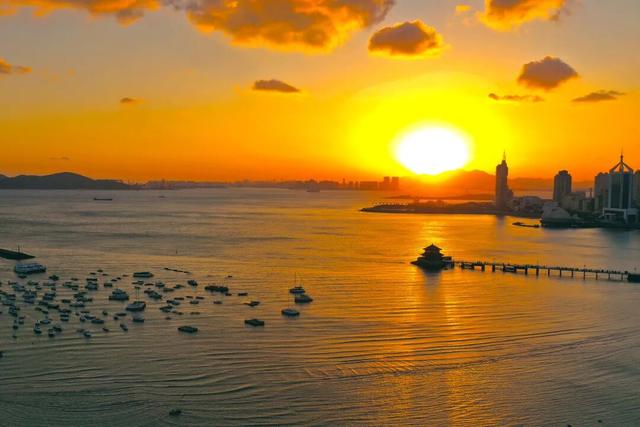 告别2025，来青岛做日落收藏家~