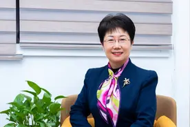 上海的公交卡竟能在这些地方使用，这名委员“不敢想象的事”因何实现？图片