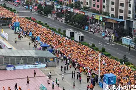2024“刺力王”六盘水马拉松鸣枪开跑！图片
