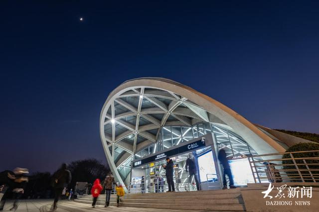 2026济南地铁漫游指南！坐地铁解锁全城吃喝玩乐，这篇全攻略收藏好