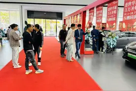 每天置换更新171辆！国庆假期青岛汽车消费市场掀热潮图片