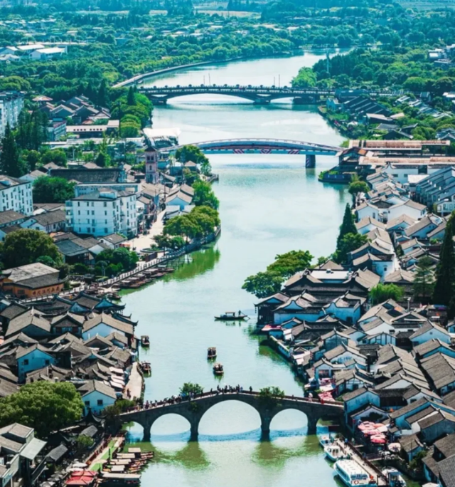 古镇颜值提升，一河一巷皆风景