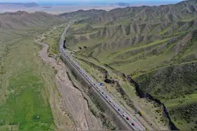 这条“网红公路”恢复通车！沿途美景一起来看图片