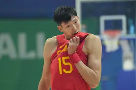 CBA国内球员注册截止：周琦转投广东，赵继伟留守辽宁图片