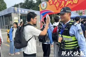 守护不停歇，无锡中考拉开帷幕图片