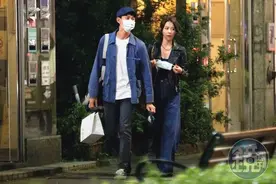 吴慷仁爆与邵雨薇秘密登记结婚！同居4年如夫妻…女方经纪人回应图片