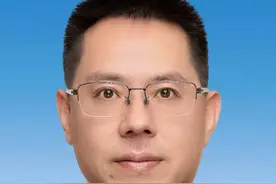 李永亮当选湘潭市人民政府市长图片