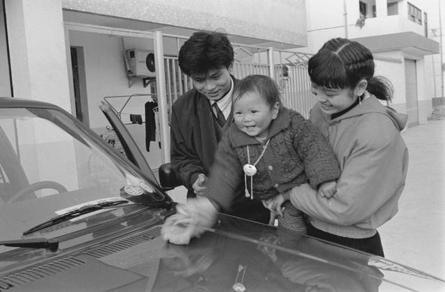 时光相册｜34年，3000万辆！这本相册也是时代的缩影