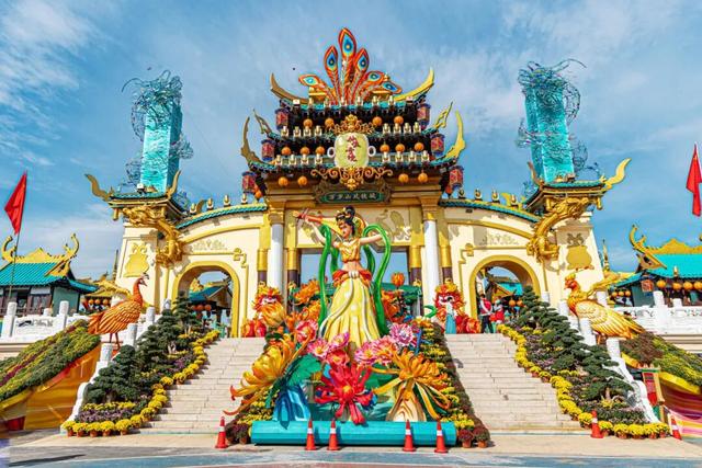 创新运营 全域沉浸｜万岁山武侠城何以从“新晋”到“顶流”？