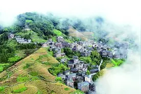 广西龙胜 云岭竞秀瑶家乐图片