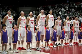 压哨三分绝杀！中国男篮热身赛险胜西班牙尤文图特图片