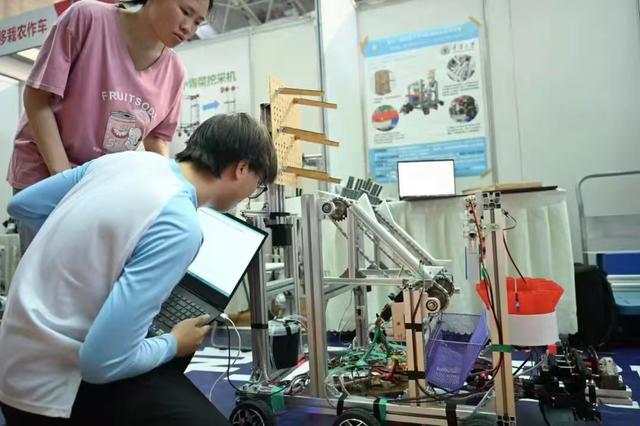 重报观察｜项目制+产教融合+学科交叉 重庆高校机械学科培育智造新力量