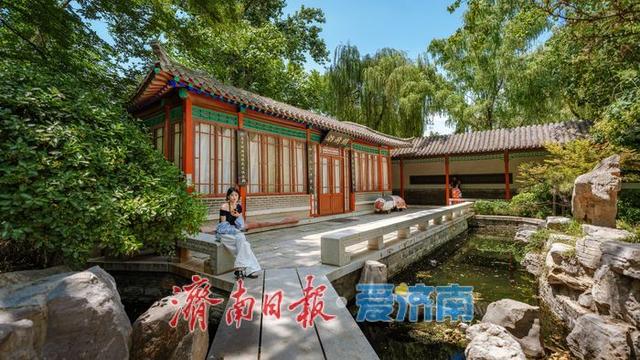 一年四季 泉在济南丨大明湖遐园：济南版“苏州园林”变身汉服佳人取景地