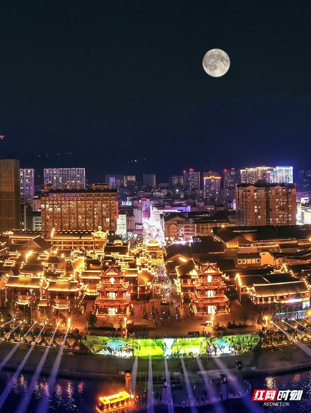 中秋夜的张家界：“月夜奇观”美到出圈！